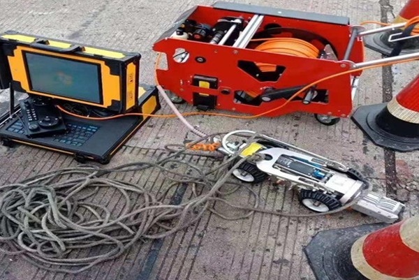 慈溪CCTV管道检测机器人